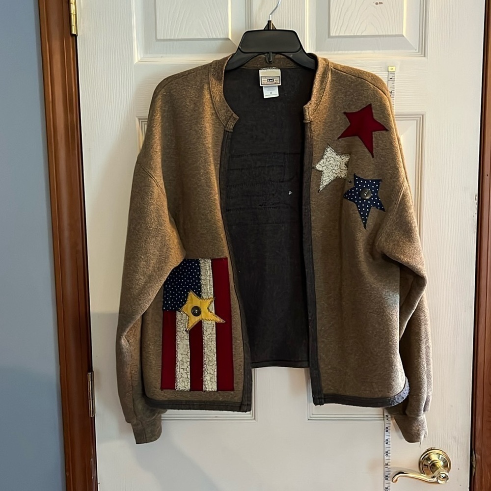 Lee-M-Brown-patriotic-Long sleeve, open front, cardigan sweater/sweatshirt.